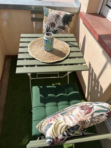 Ferienwohnung in Koblenz, nahe Uni und BWZK mit Garten in 梅特涅
