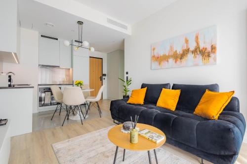 Towarowa Tower Apartment, Free Parking, Varšava