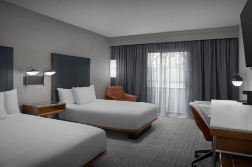 Queen Room with Two Queen Beds and Roll-in Shower - Mobility and Hearing Accessible