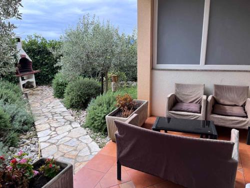 Apartment in Malinska - Insel Krk 53134 - Location saisonnière - Malinska