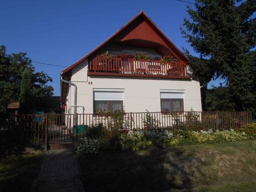 . Apartment in Balatonbereny 18126