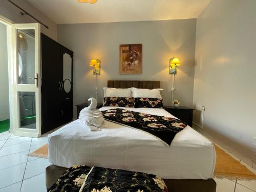 Beautiful apartment with parking for famelies in 리아드 에살람