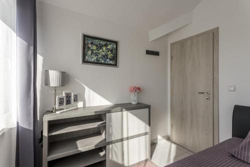 Two-Bedroom Apartment with Balcony image 10