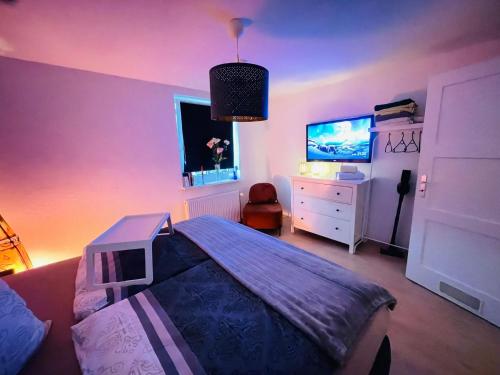 TOP 2 ROOM APPARTEMENT l CITY CENTER l 24H SELF CHECK IN l 2 SMART TV l REGENDUSCHE l FREE PARKING in Augsburg, Deutschland