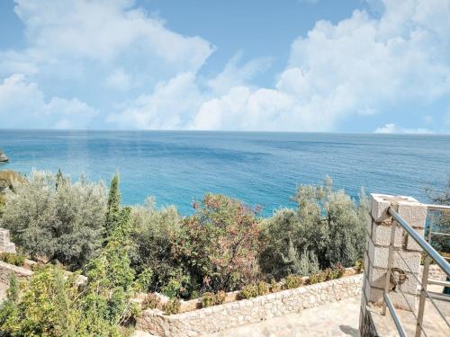 Apkārtne, Villa on Arcadian Coast near Kissakas Beach in Livadi (Tiros)