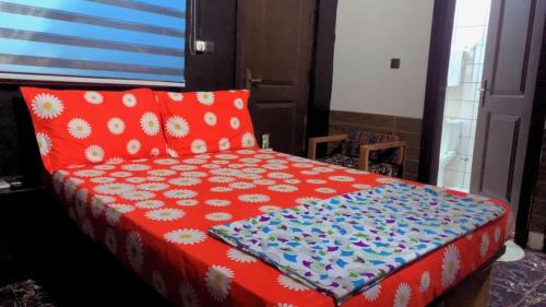 Complexe smile, Yaoundé