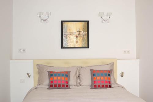 Assia & Nathalie - Luxury B&B MARAIS - image 10