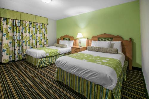 . Rodeway Inn & Suites Winter Haven Chain of Lakes