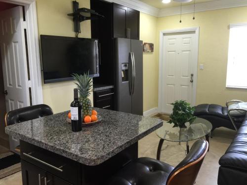 Atlantic Shores Vacation Villas – Palm Beach Shores (Florida), FL