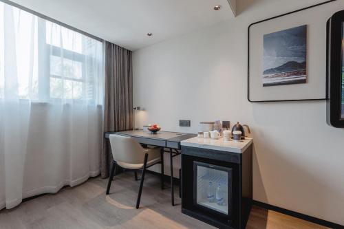 Superior Double Room image 2