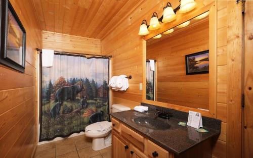Bear Creek Lodge - Game Nights Hot Tub Soaks & Relaxation - image 2