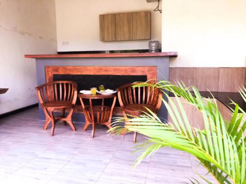 Pondok Kakiang near Medewi Beach