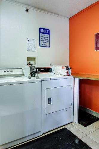 Motel 6 Columbia, MO - East - 편의 시설/서비스