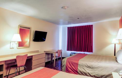 Motel 6-Columbia, MO - East – Columbia, MO