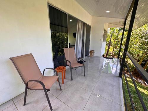 Sloth Villas in เตอร์เรียลบ้า