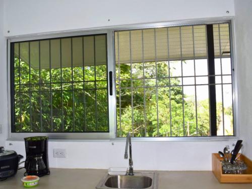 Sloth Villas in เตอร์เรียลบ้า