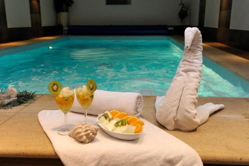 泳池, Residenz Moselzauber - Ferienwohnungen mit Pool Landschaft in 恩斯特