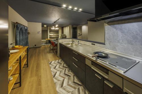 Vintage Design Villa with Garage【Limited to One Group per Day】 in Kokufu