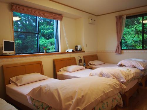 屋久島ペンション 苺一笑スタンダードルーム　共用バスルーム