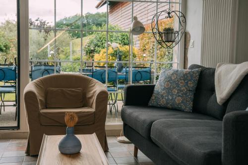 Maison Veyronne ferme rénovée avec piscine (Maison Veyronne ferme renovee avec piscine) in มอร์เฒ