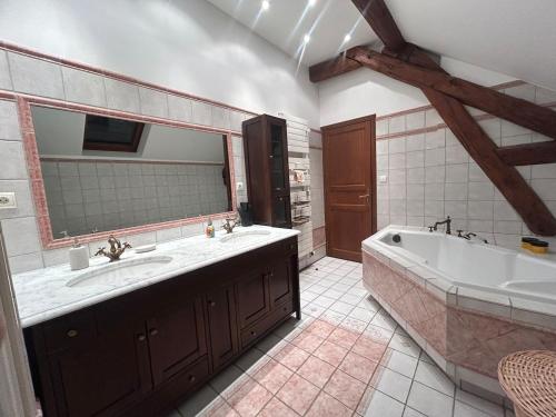 Charming house in Saint-Fargeau-Ponthierry