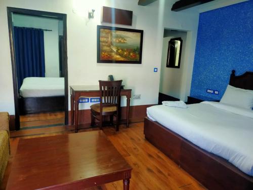 King Room image 10