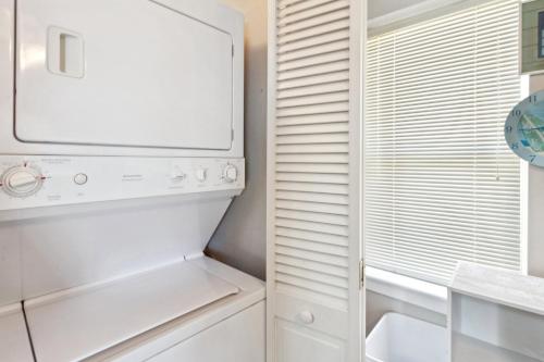 5065 - Flip Flop Inn - image 7