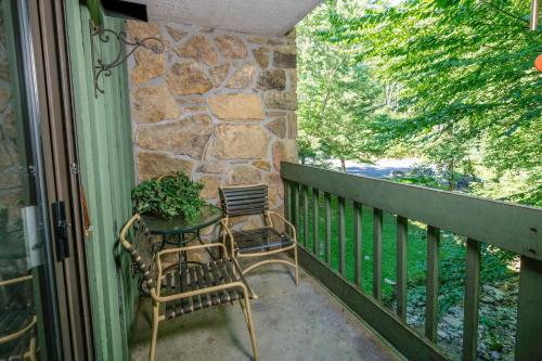 Bear Creek 167 - image 2
