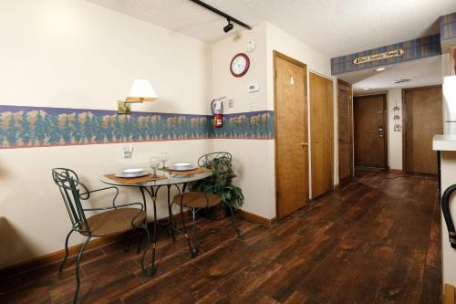Bear Creek 167 - image 7