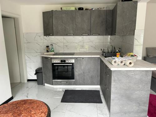 Neu renoviertes Haus mit großer Terrasse und Garten in 科尼希 武斯特豪森