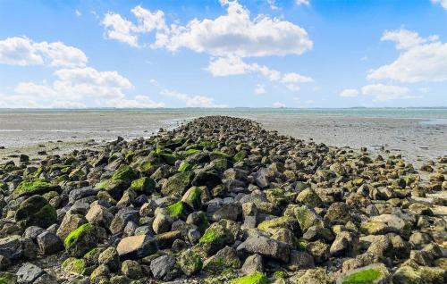 Exterior view, Stunning Home In Stavenisse in Tholen