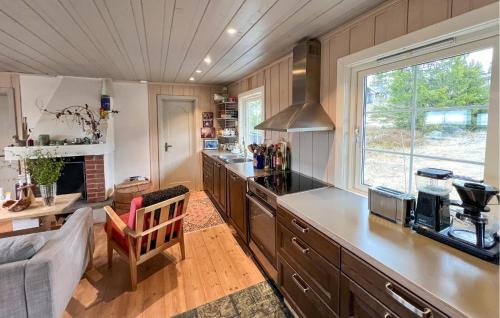 Kitchen, 2 Bedroom Cozy Home In Sjusjøen in Sjusjoen
