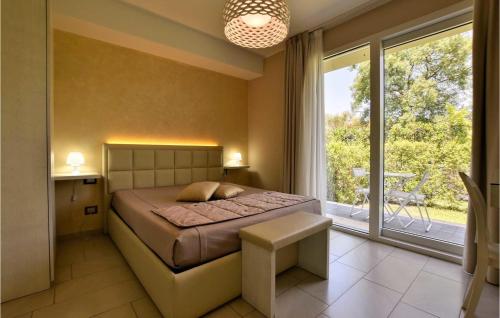 Beautiful Home In Mascalucia - Tap to explore photos