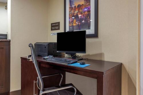 Comfort Suites Raleigh Walnut Creek - image 10