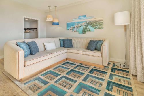 Radisson Hotel Miami Beach - image 8
