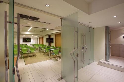 Best Western Hotel Globus - image 6