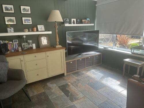 A szálláshely kívülről, Morgraig near Coch Kastély