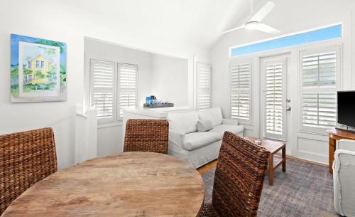 Spice by Dune Vacation Rentals – Santa Rosa, FL