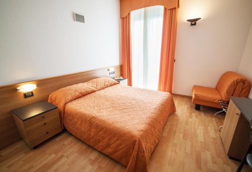 Hotel Mary Rose - image 5