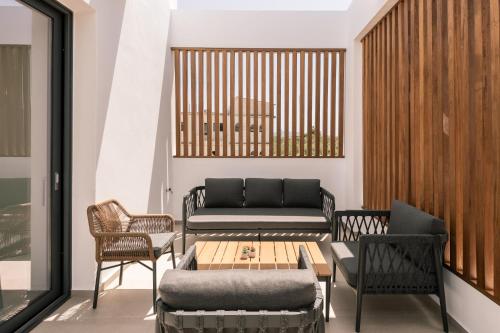 Boheme Villas close access to Laganas Resort in Kalpaki