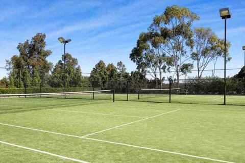 The Links - luxury 3bdr villa in quiet estate in South Western Sydney