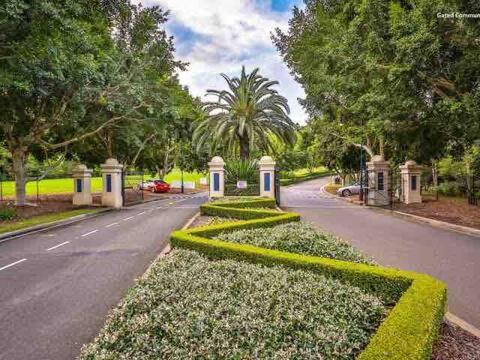 The Links - luxury 3bdr villa in quiet estate in South Western Sydney