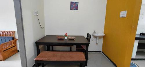 SHIs Spandha Apartments Near Coimbatore Airport in نهرو ناغار الغربية