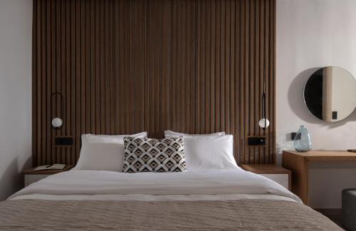Superior Double Room image 8