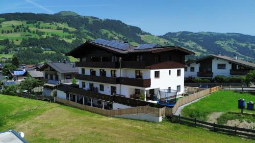 Pension-Appartement Sonnwend, Westendorf