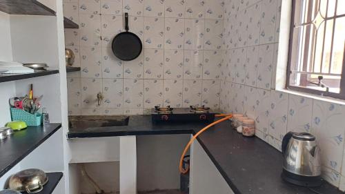 SHIs Spandha Apartments Near Coimbatore Airport in نهرو ناغار الغربية