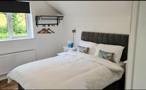 Tullywolly Cottage, Irvinestown in Irvinestown