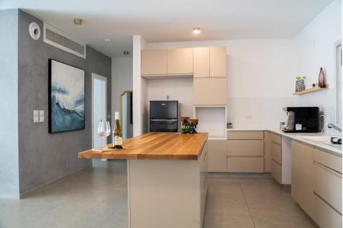 49 Boutique in Zichron Yaakov