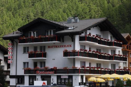 Hotel Restaurant Mattmarkblick - Tap to explore photos