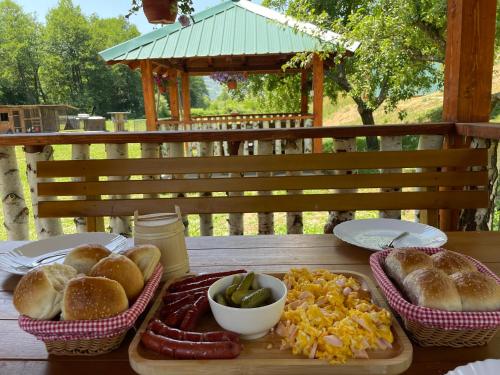 Seosko Domacinstvo Dizdarevic in Pruška